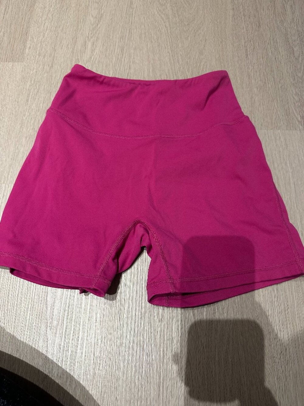Alphalete Pulse Surge Short - Arcade Pink